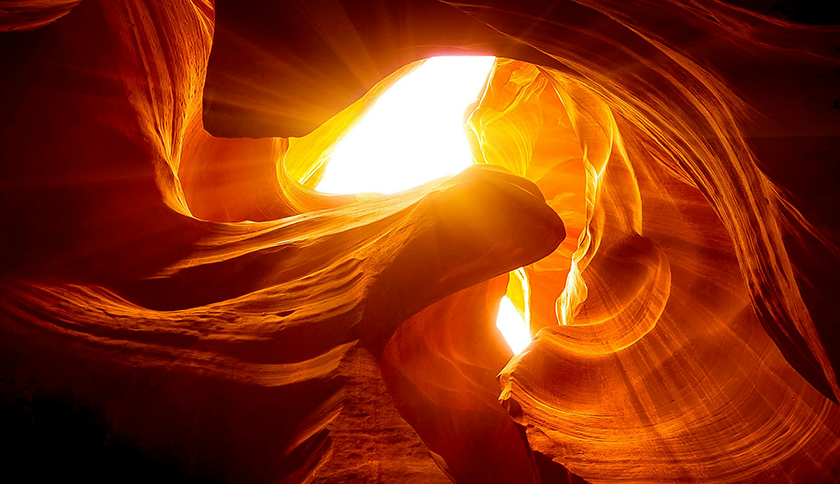 凯发天生一触即发制药盛装参展2024西鼎会，共绘健康产业新蓝图！